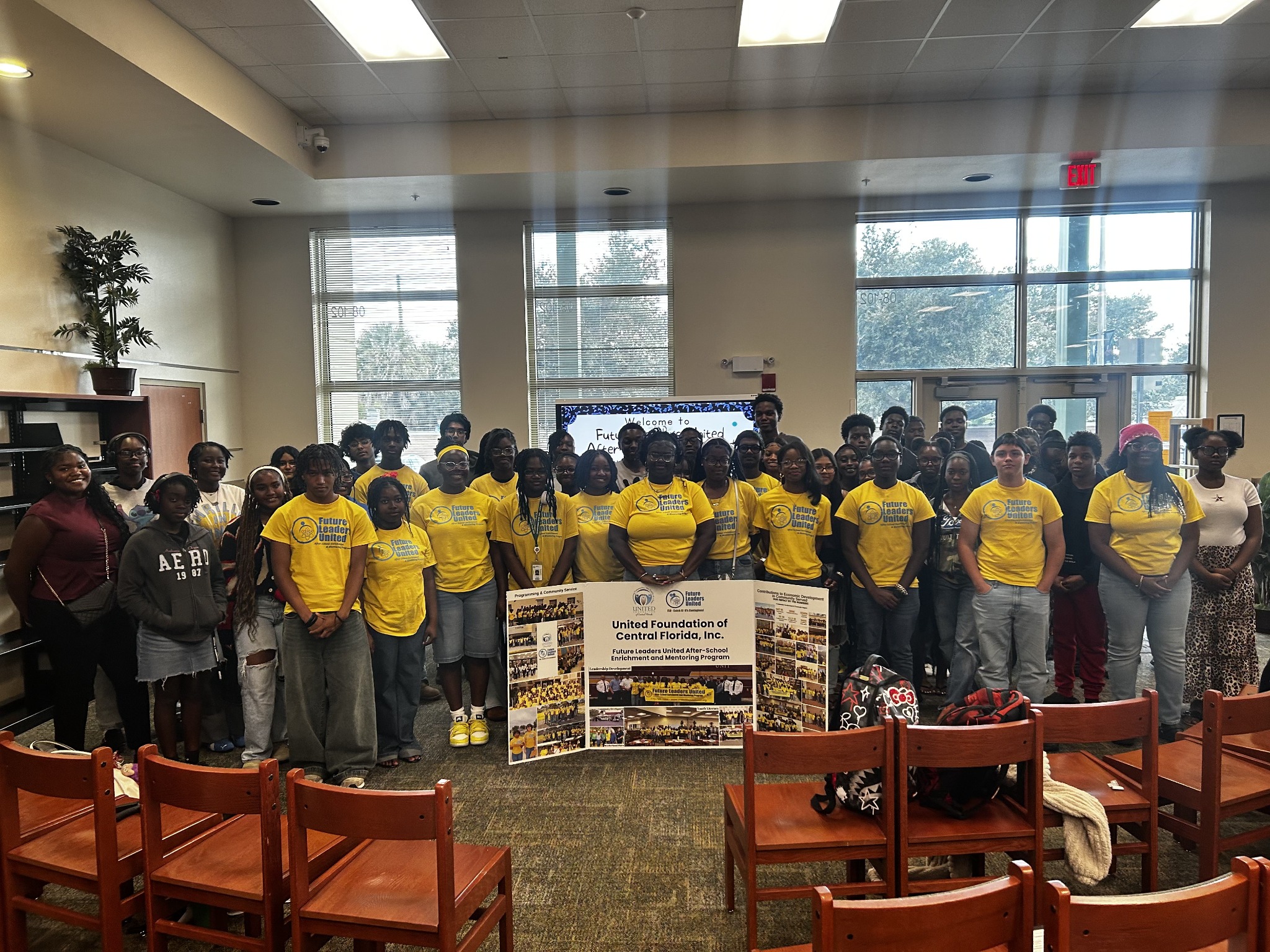 Students standing together at an FLU event